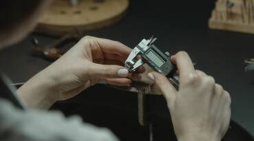 Šperky na zakázku: Proces výroby od návrhu až po finální kousek